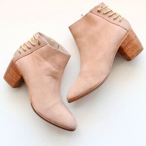 Sacha Beige Nubuck Leather Block Heel Ankle Boots Booties Size 8.5